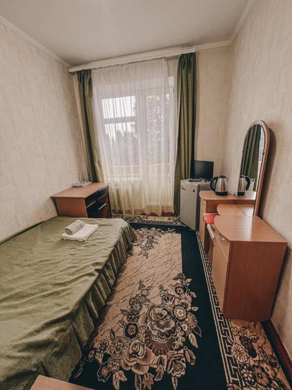 Санаторій Червона Калина Zhobryn Экстерьер фото