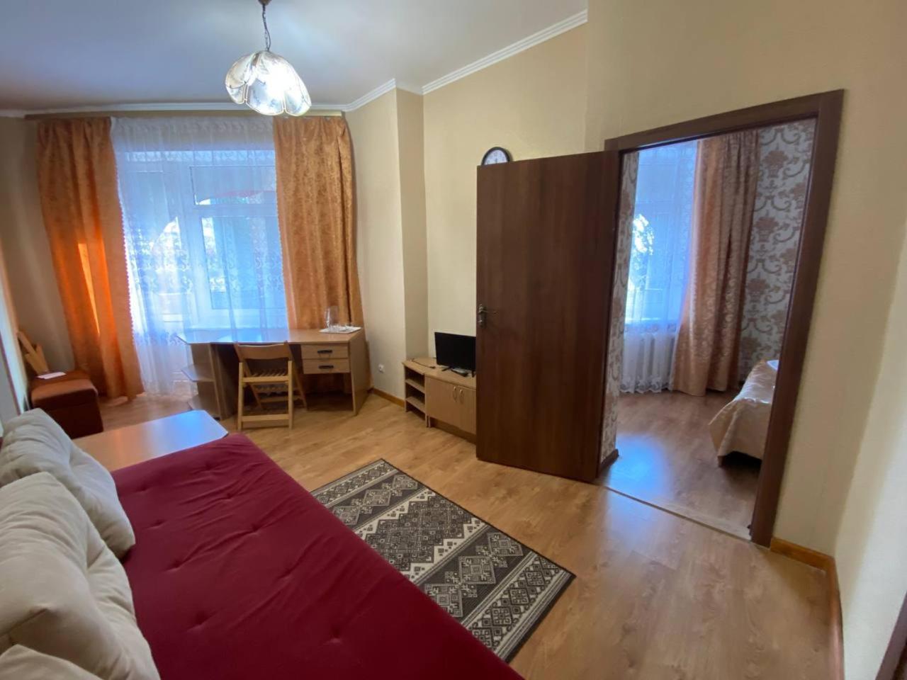 Санаторій Червона Калина Zhobryn Экстерьер фото