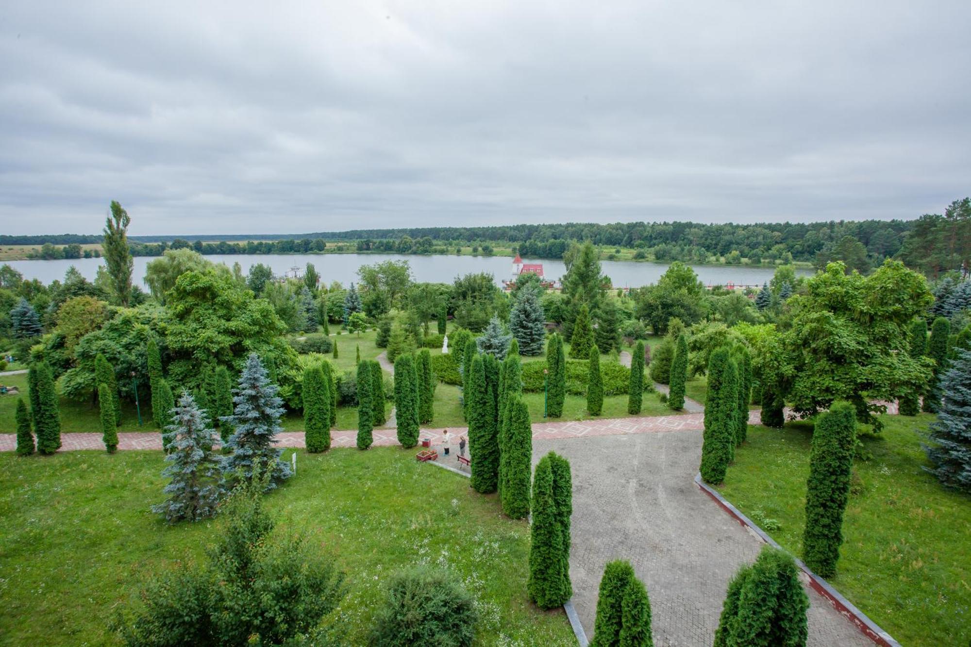 Санаторій Червона Калина Zhobryn Экстерьер фото
