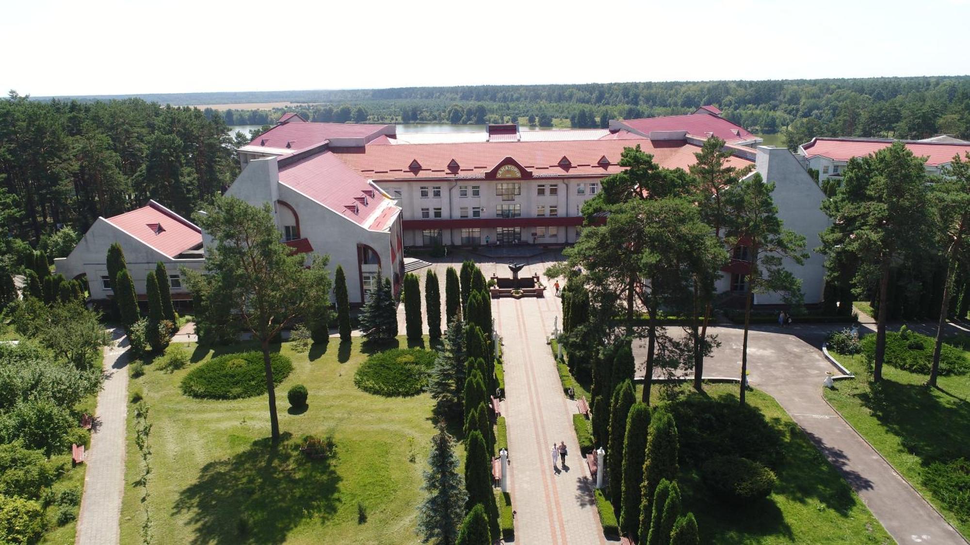 Санаторій Червона Калина Zhobryn Экстерьер фото