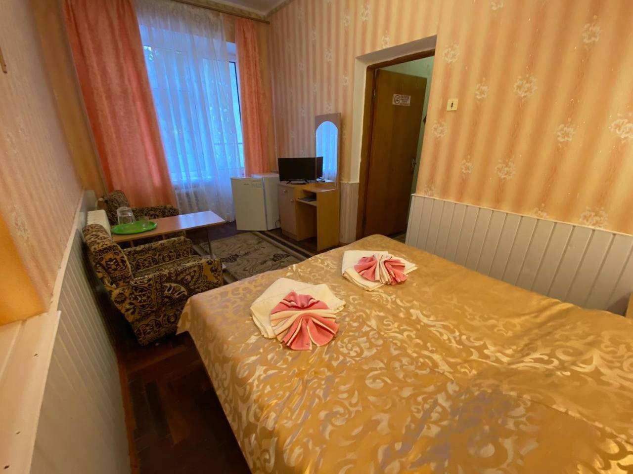 Санаторій Червона Калина Zhobryn Экстерьер фото